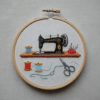 close-up-sewing-machine-needle-thread-2