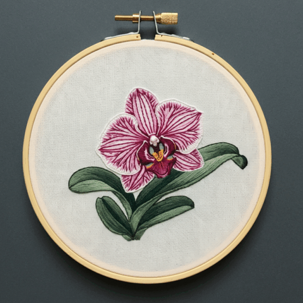 embroidery-pink-flower-green-leaves-white-background