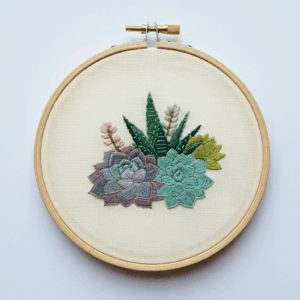 embroidery-succulent-plant-wooden-hoop