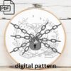 close-up-clock-chains-lock