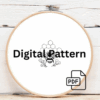 close-up-embroideryed-bee-hoop